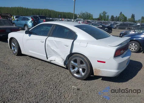 2013 Dodge Charger Sxt z USA, uszkodzony, nr VIN 2C3CDXHGXDH546581